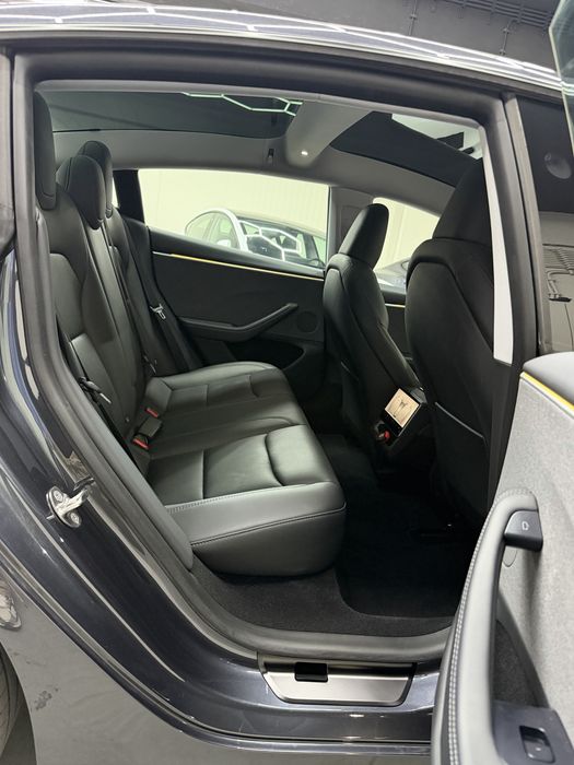 Tesla Model 3 SR Highland