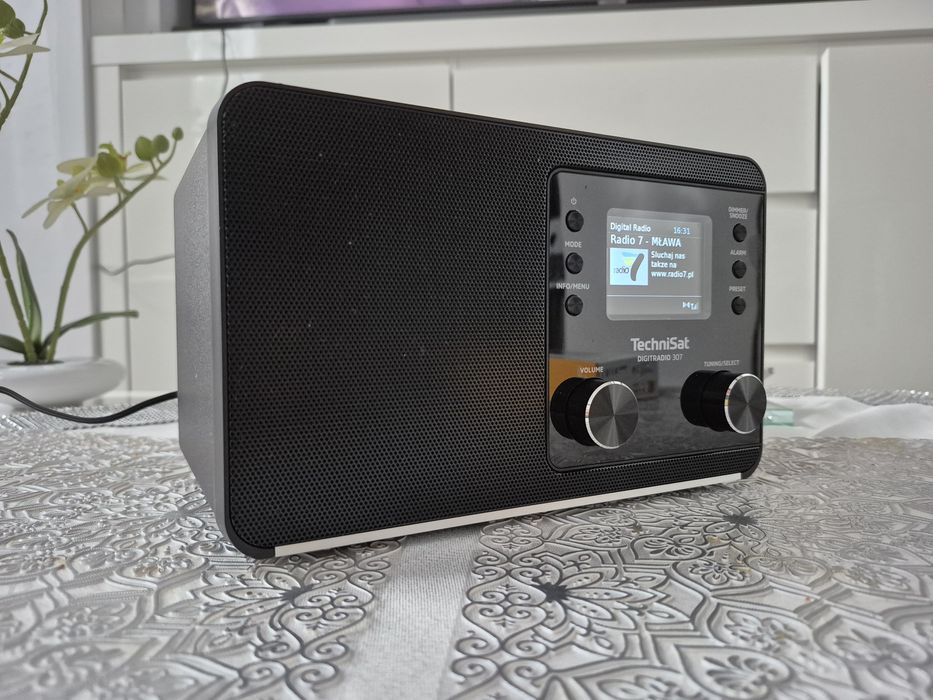 Radio cyfrowe DAB+ FM AUX Technisat DigitRadio 307