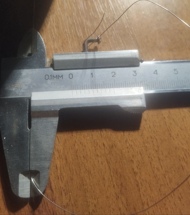 Нихром 0, 4 мм . 3  грн за метр