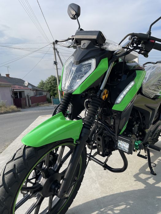 Доставка безкоштовна мотоцикл форте Forte BS 200 спарк мустанг