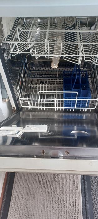 Maq lavar loiça bom estado
