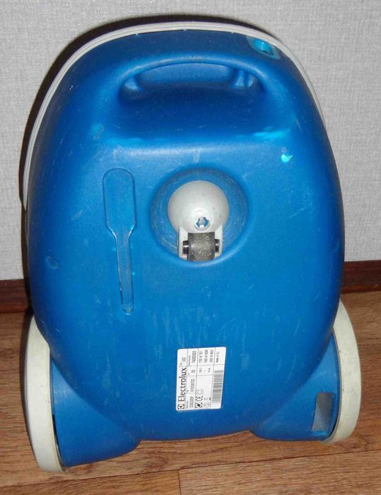 пылесос Electrolux ZUS3385P на детали
