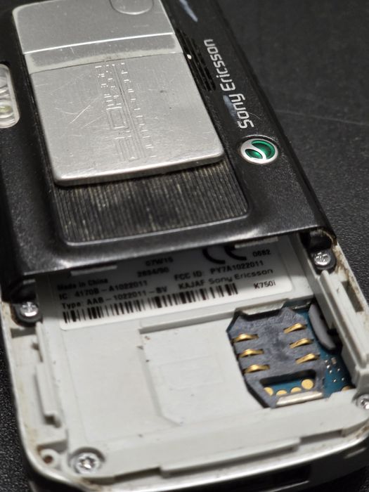 Sony Ericsson K750i sprawny bez baterii