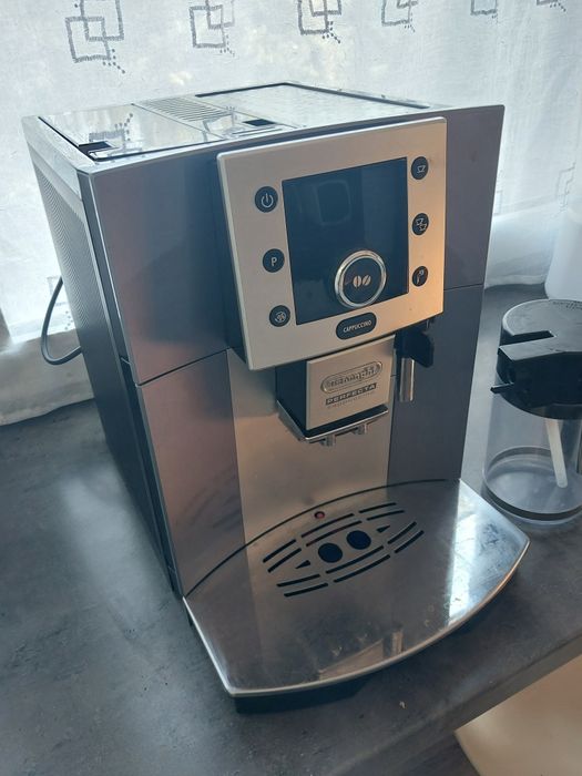 Ekspres do kawy DeLonghi Perfecta Cappuccino
