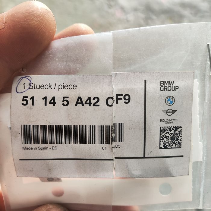 51145A42CF9 bmw i4  БМВ шильдик буквы цифры