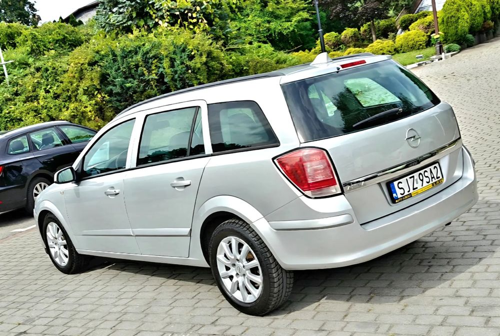 Opel Astra III 1.4i 16V 90KM * KLIMATYZACJA * Kombi * Aluski * Super Auto *