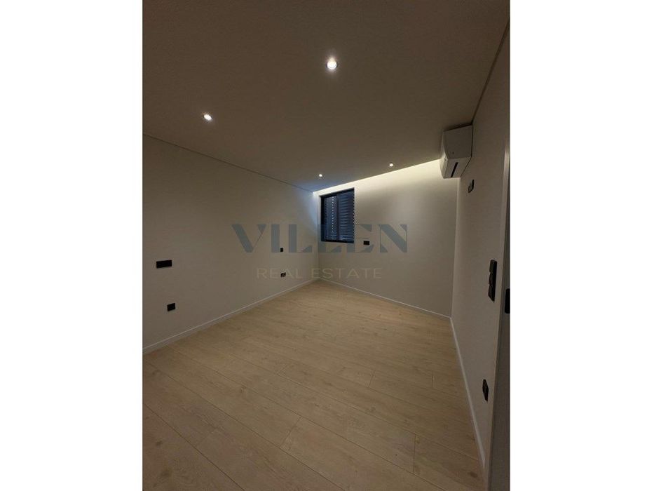 Apartamento T2 | Edifício Bismark