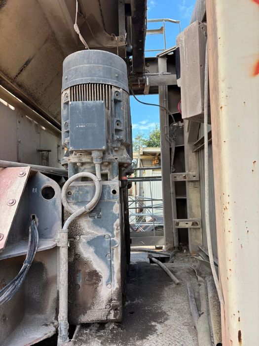 Wytwórnia mas bitumicznych/otaczarka