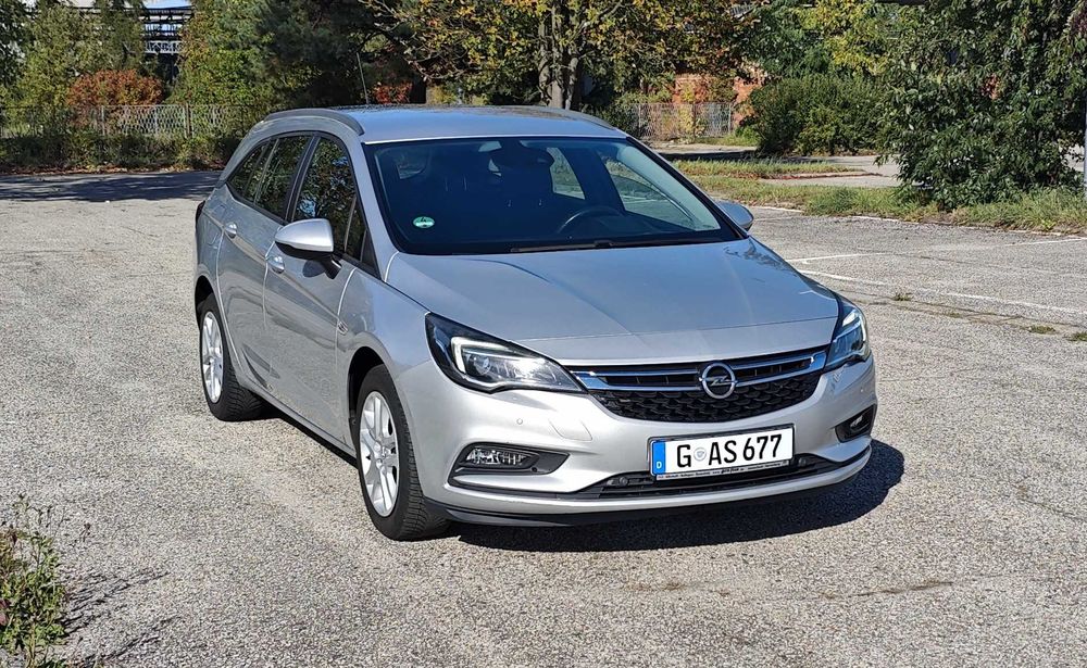Opel Astra K 1.4 Turbo benzyna kamera czujniki