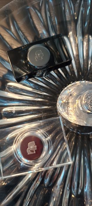 Kolekcja  korków do perfum oryginalne Karl Lagerfeld,  Versace   – 5 sztuk
