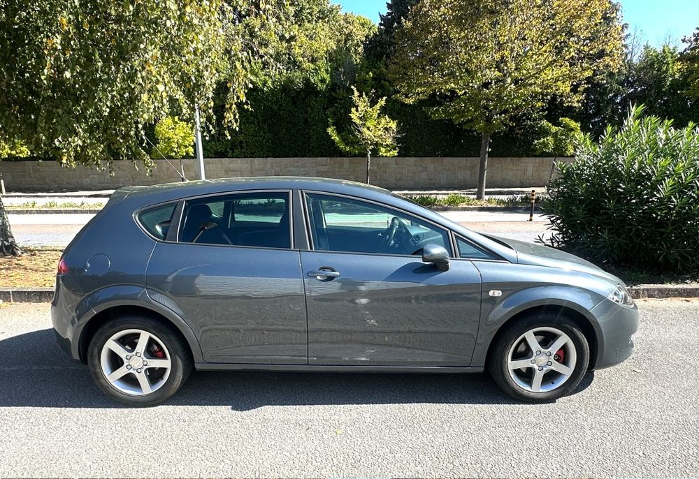 Seat leon 1.6 100cv a gasolina