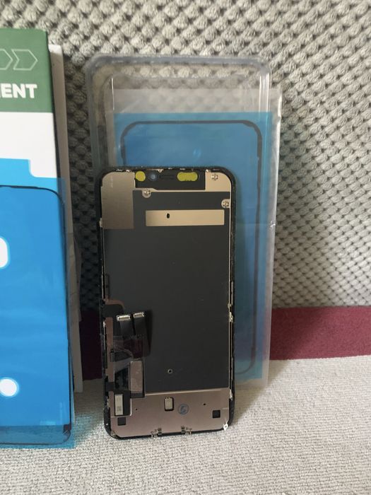 Дисплеии на iPhone6- 6s-8-8Plus-XS-XS MAX-SE2020-11