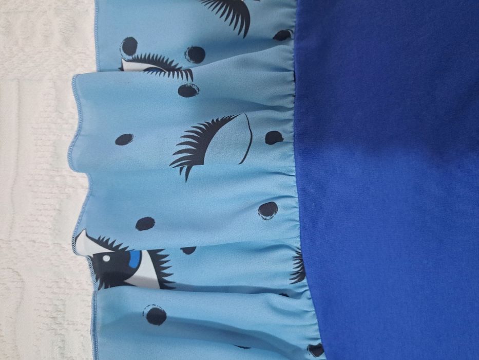 Vestido comprido azul com estampa