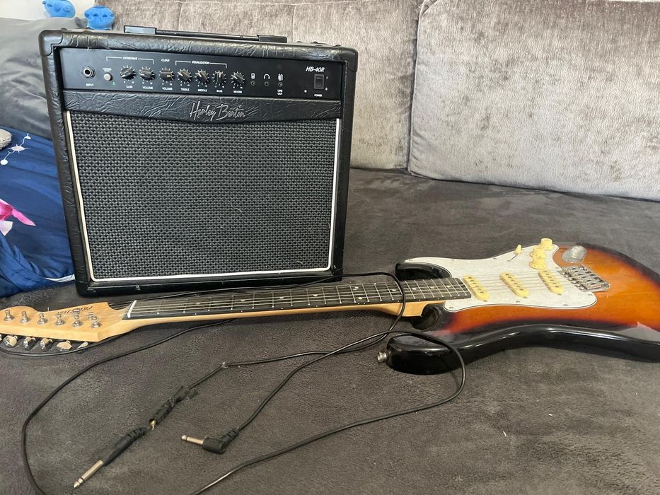 Gitara elektryczna z piecykiem HARLEY BENTON
