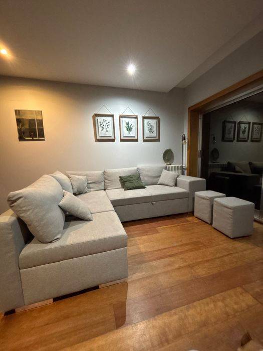 Sofá de canto reversível com cama