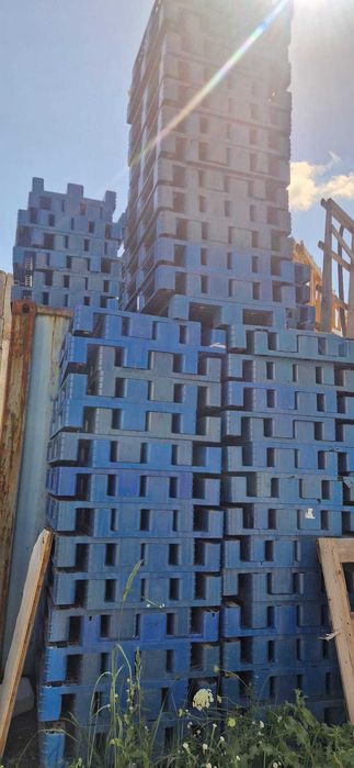 Palety plastikowe 120x80 Euro - Lekkie, Mocne, Gniazdowe, Okazja!
