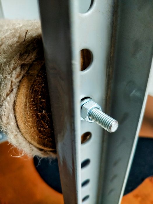 Legowisko dla kota leżanka drapak zabawka