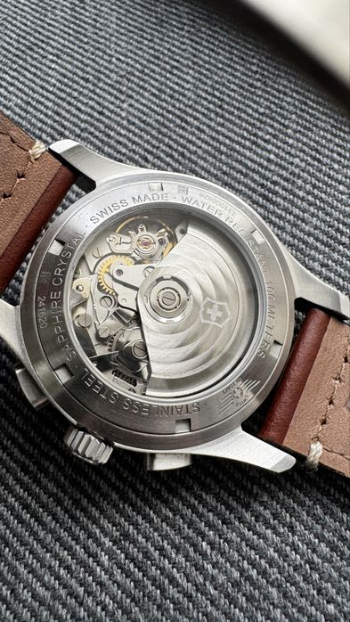 Zegarek Victorinox Airboss 241620.