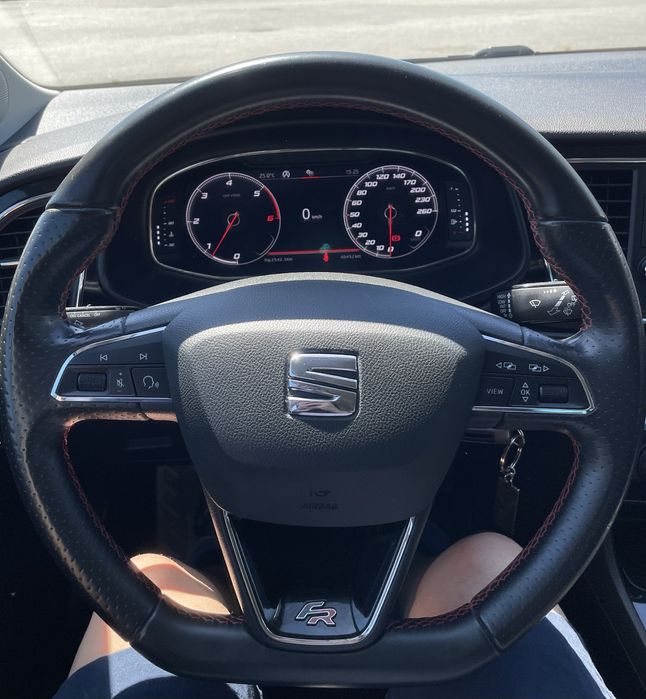 SEAT Leon — fotografia 8