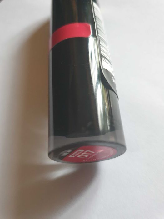 Revlon pomadka super lustrous 017 love is on