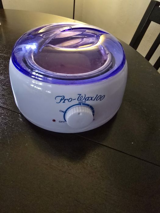 Kit Depilação a Cera: Panela Pro-Wax 100 + Aquecedor Roll-On