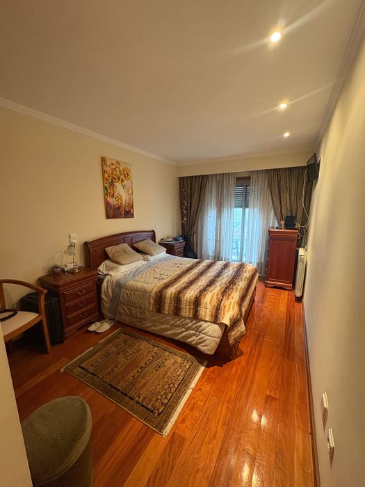 Apartamento T2+1, zona central de Santo Ovídio, Vila Nova de Gaia