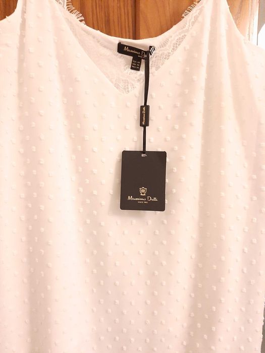 Top plumeti com detalhe de renda preta Massimo Dutti