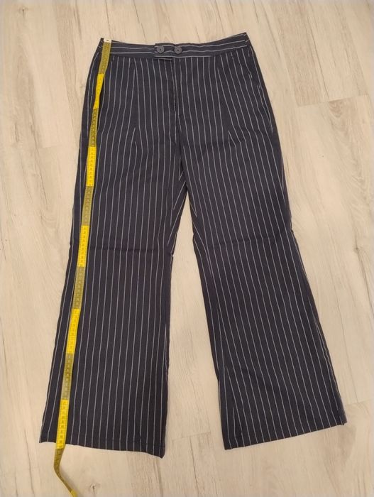 Spodnie w paski rozm.L