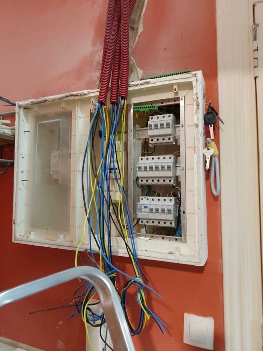 Eletricista profissional ao domicílio