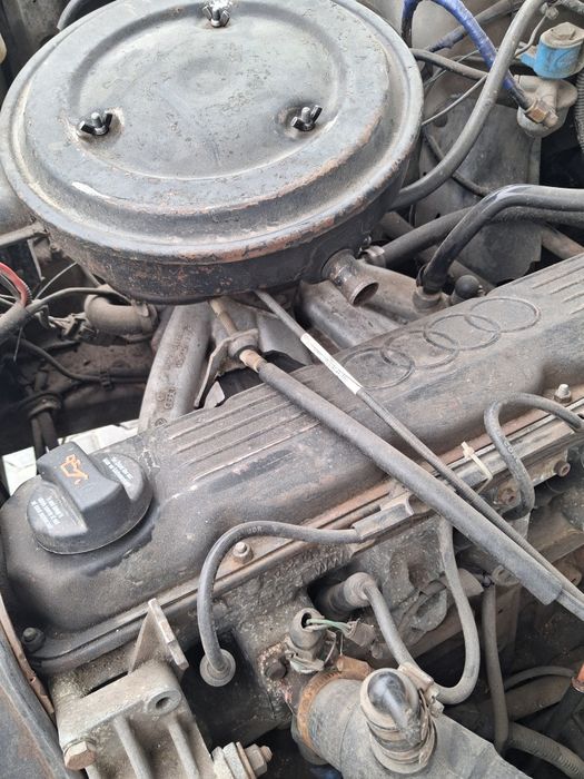 Ауді 100 , 2.3 ,