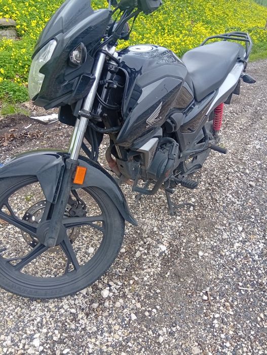 Honda cbf125 avariada