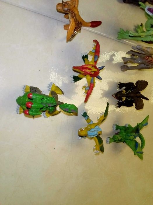 11 dinossauros miniaturas