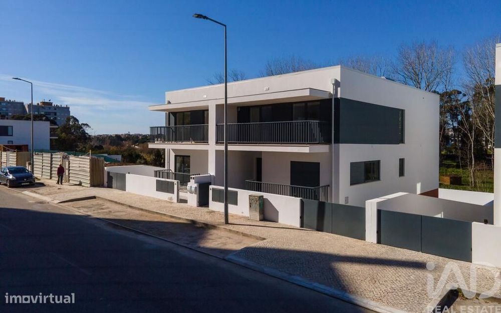 Casa / Villa T4 em Tavarede de 174,00 m2