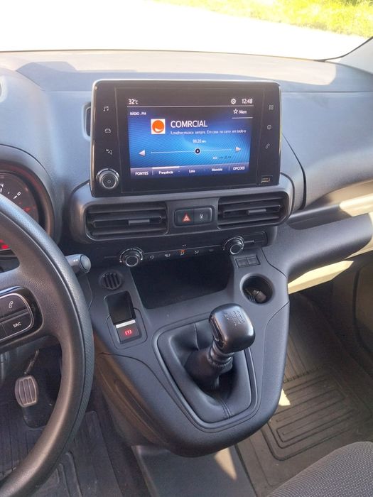 Toyota comercial 1.5