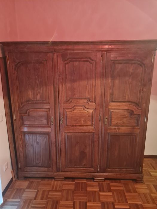 Roupeiro de 3 portas