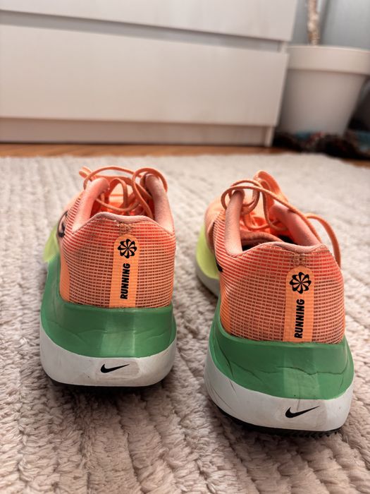 Кросівки Nike zoomX
