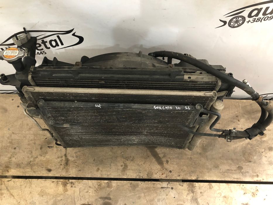 Дифузор Kia Sorento XM 2.2 акпп касета радіаторів соренто вентилятор