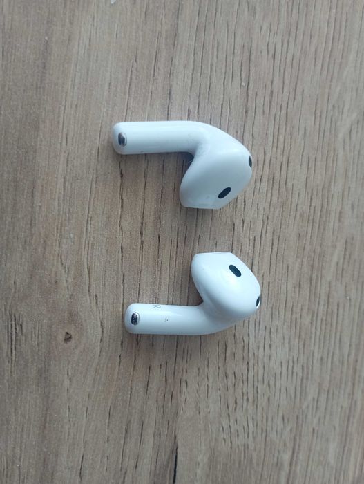 Słuchawki Apple 4 airpods
