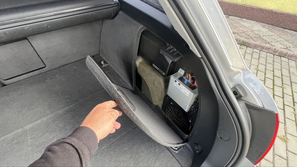 Продам AUDI  A4 B7