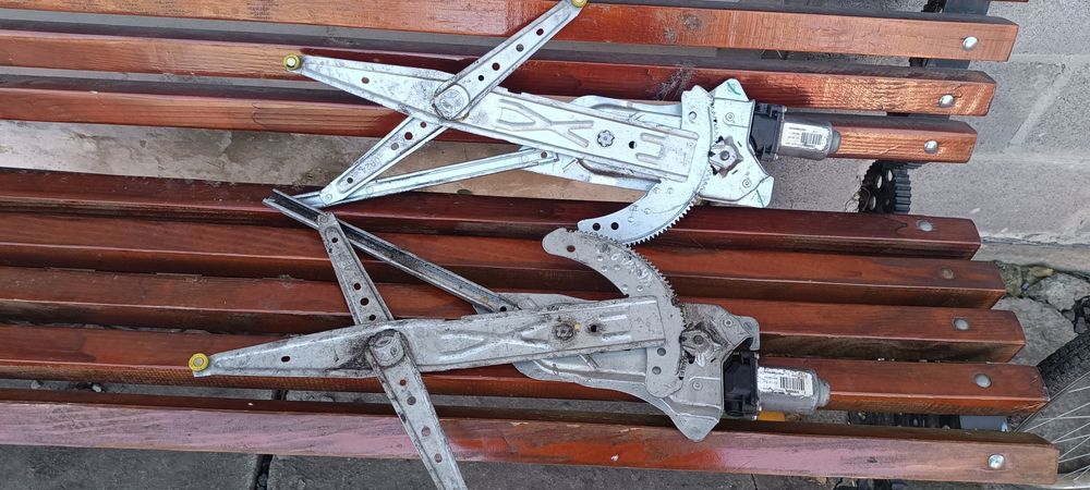 Склопідйомник,Електро склопідйомник,Renault Kango 97-07р