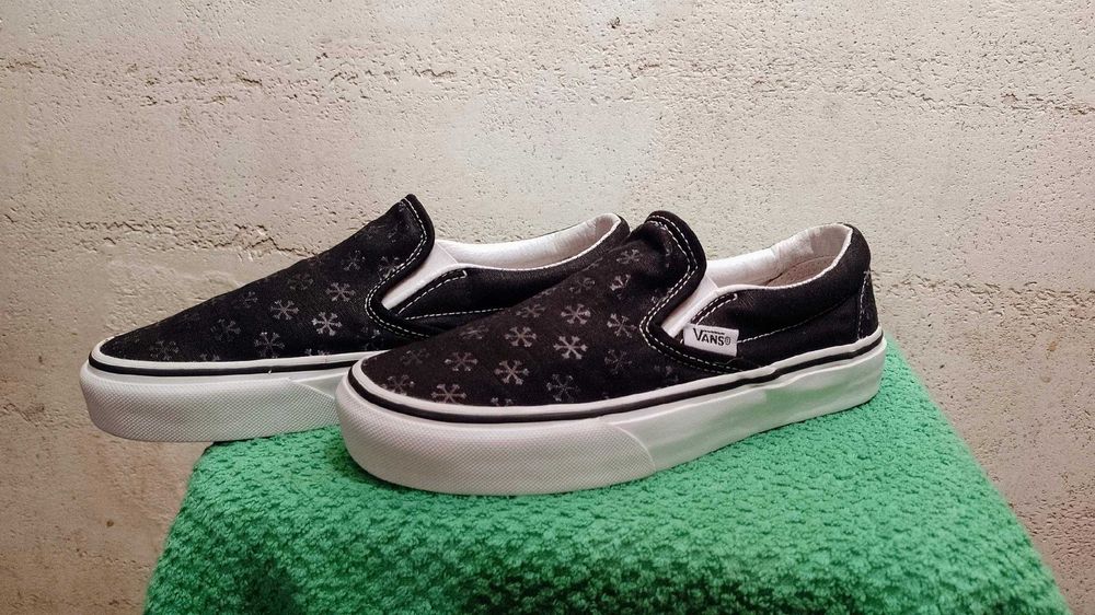 Trampki VANS CLASSIC SLIP-ON r.37,5 stan bardzo dobry