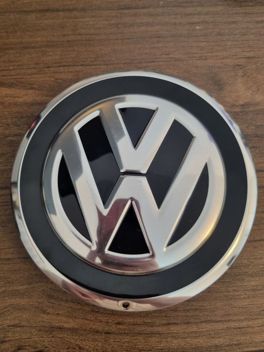 Oryginalny dekielek (kołpaczek) felgi aluminiowej przeznaczony do modelu VW Up! 1S0601149F