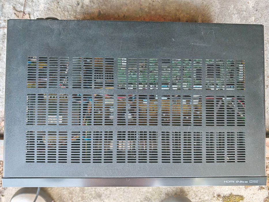 Amplituner yamaha htr 4067