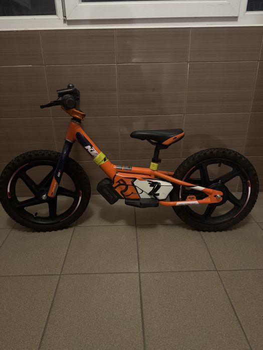 KTM replika 16 edrive