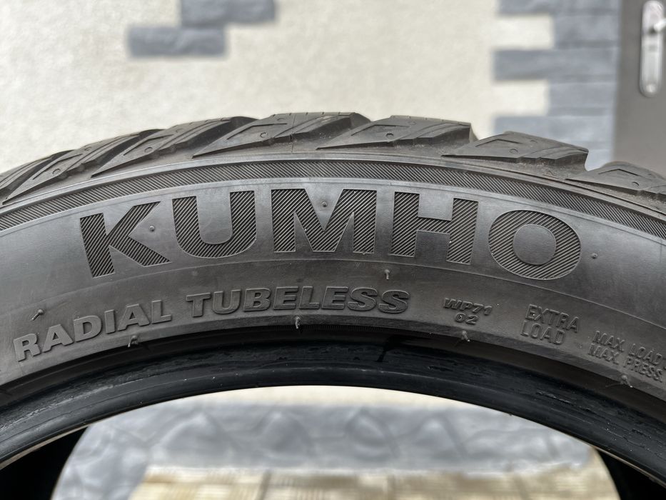 Kumho 245/40/17 225/45/17 зима