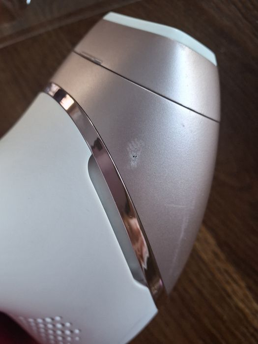 Depilator laserowy philips Lumea IPL 9900 BRI977
