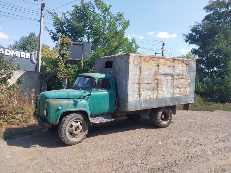 Продам газ 52 на ходу  можливо окремо будку