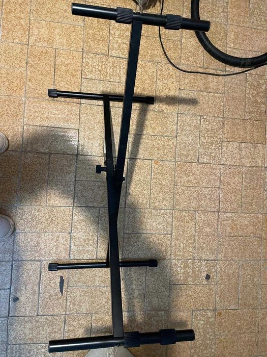 Estrutura para Teclado de Música