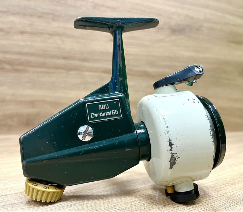 Stary kultowy kołowrotek ABU Cardinal 66 z kapitalną pracą przekładni