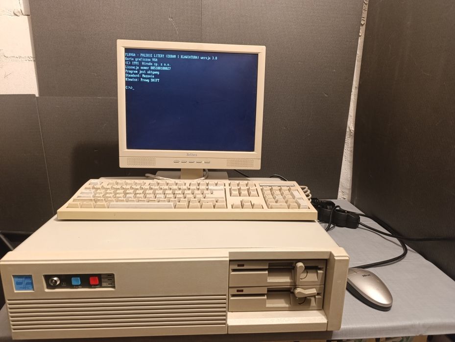 Komputer stacjonarny 386 retro vintage